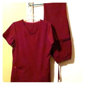 HeartSoul scrub set- burgundy maroon